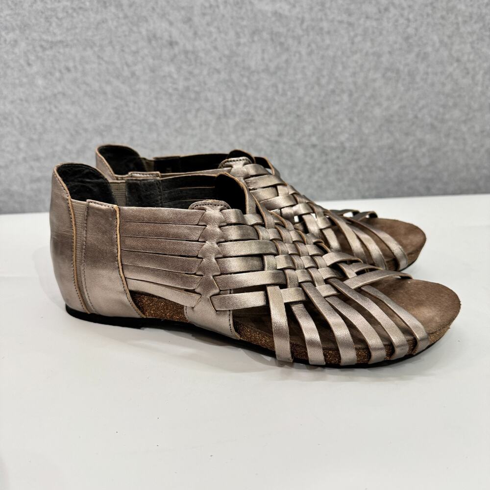 Chocolat Blu Vivienne Flat Sandals Womens 9 Bronze Metallic Leather Woven